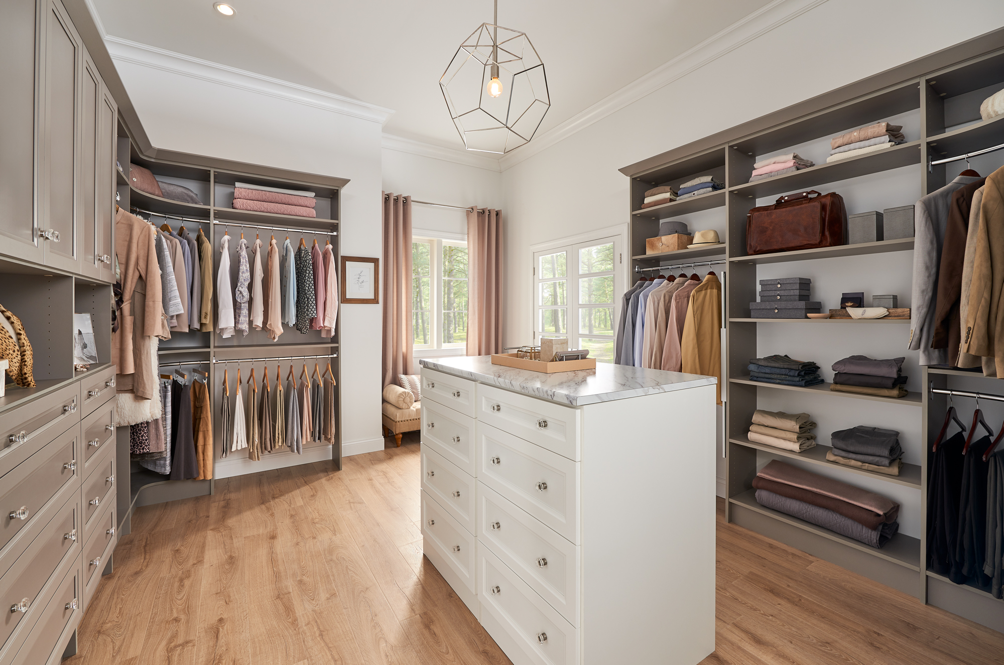 JJ Home Products | Customized Sliding Closet Doors